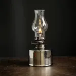 Lampe à Huile en Métal